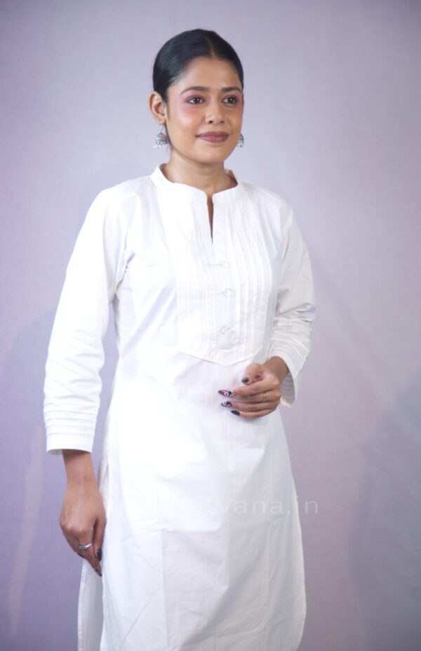 Women’s White Straight Kurta with Palazzo Set img6- kitvana