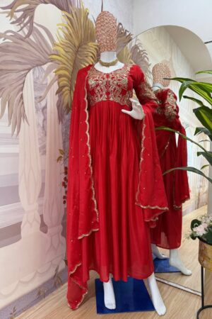 Women’s Red Chinon Embroidered Anarkali Kurta Set with Dupatta – KitVana - L